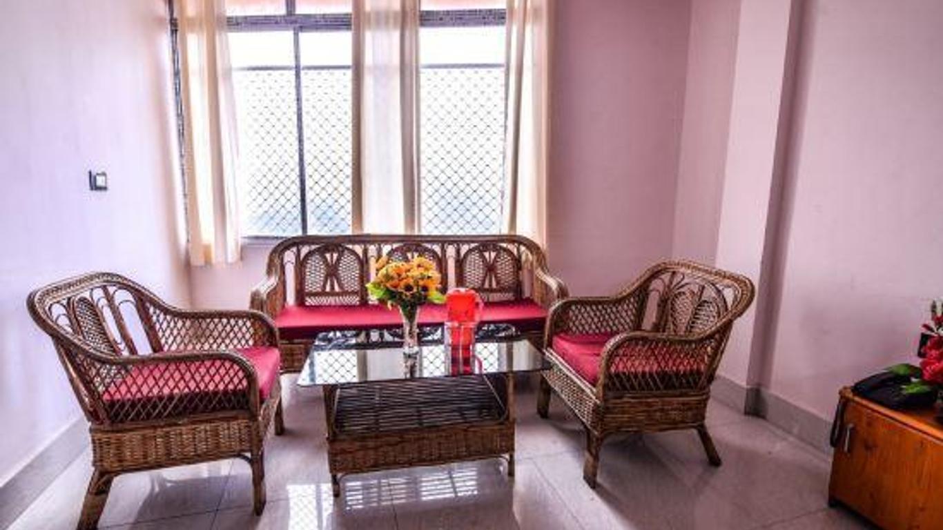 Aashiyana Hotel
