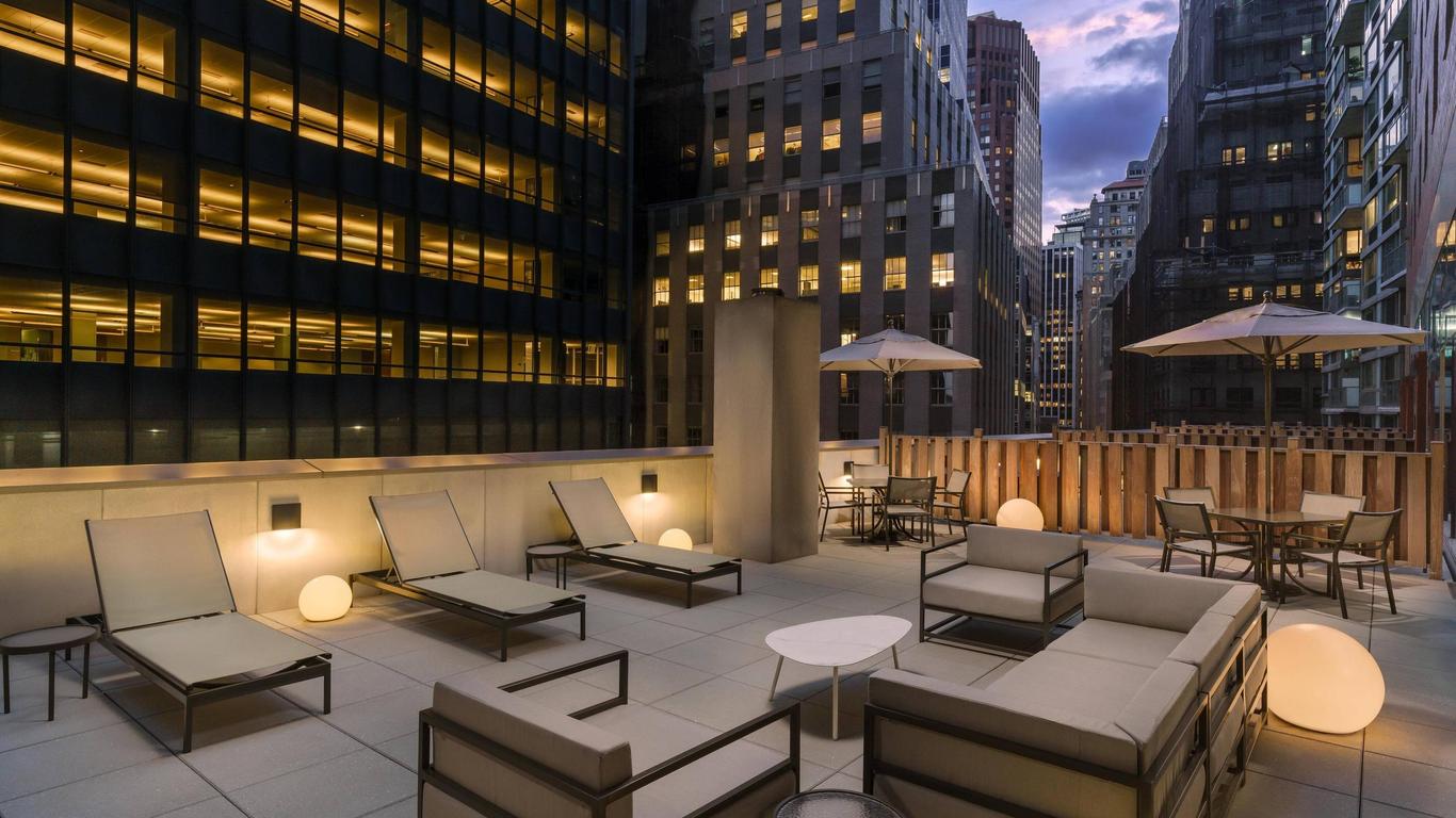 Courtyard by Marriott New York Downtown Manhattan/Financial District