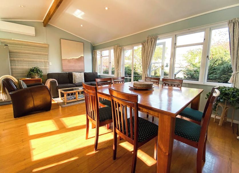 Dining room Photo