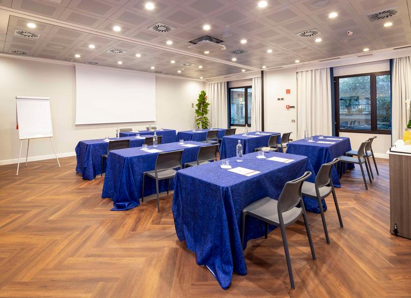 Conference room Photo