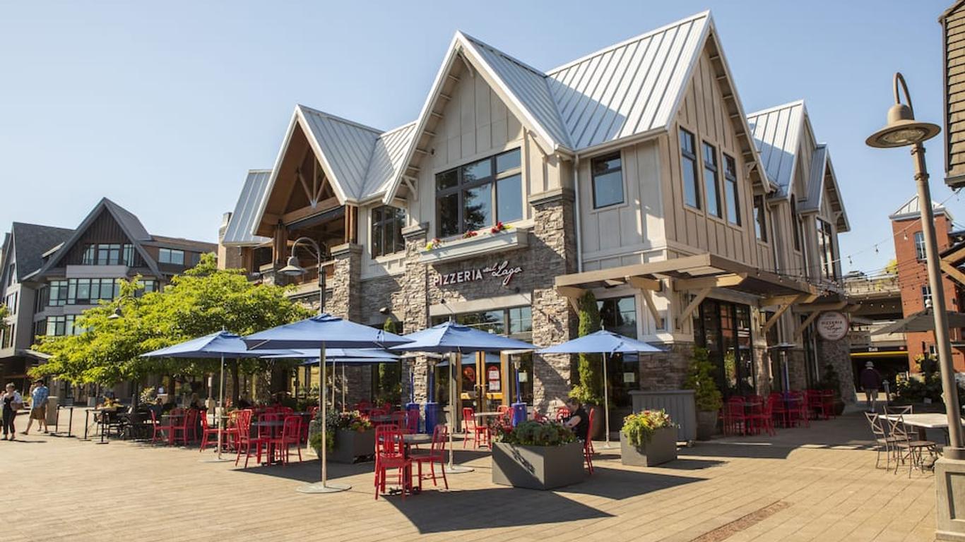 Lakeshore Inn