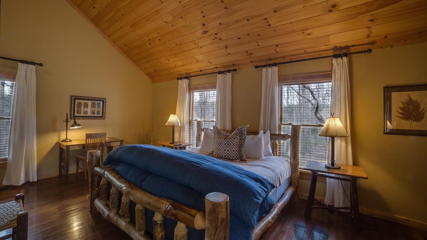 Dancing Bear Lodge