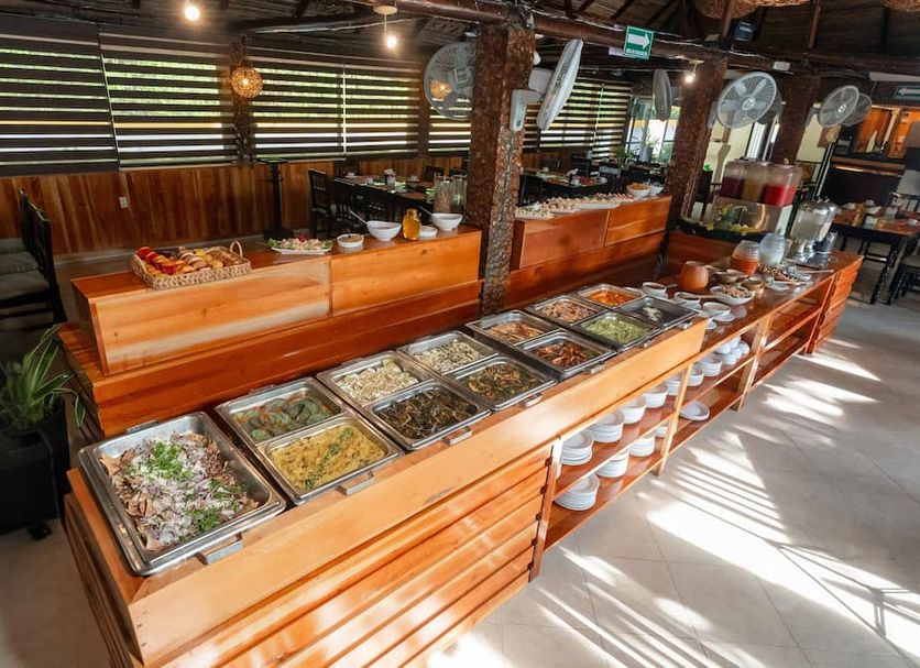 Buffet Photo
