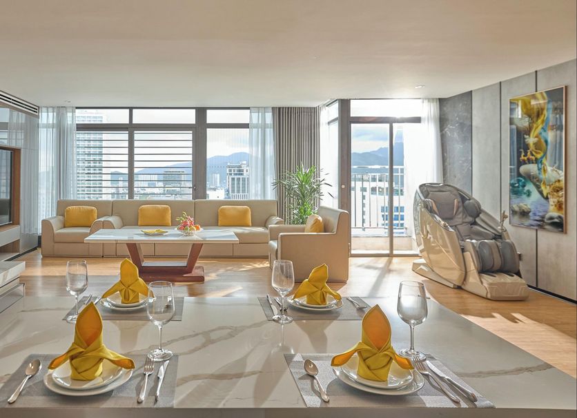Dining room Photo