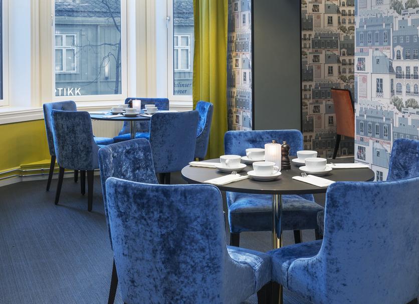 Restaurant Photo