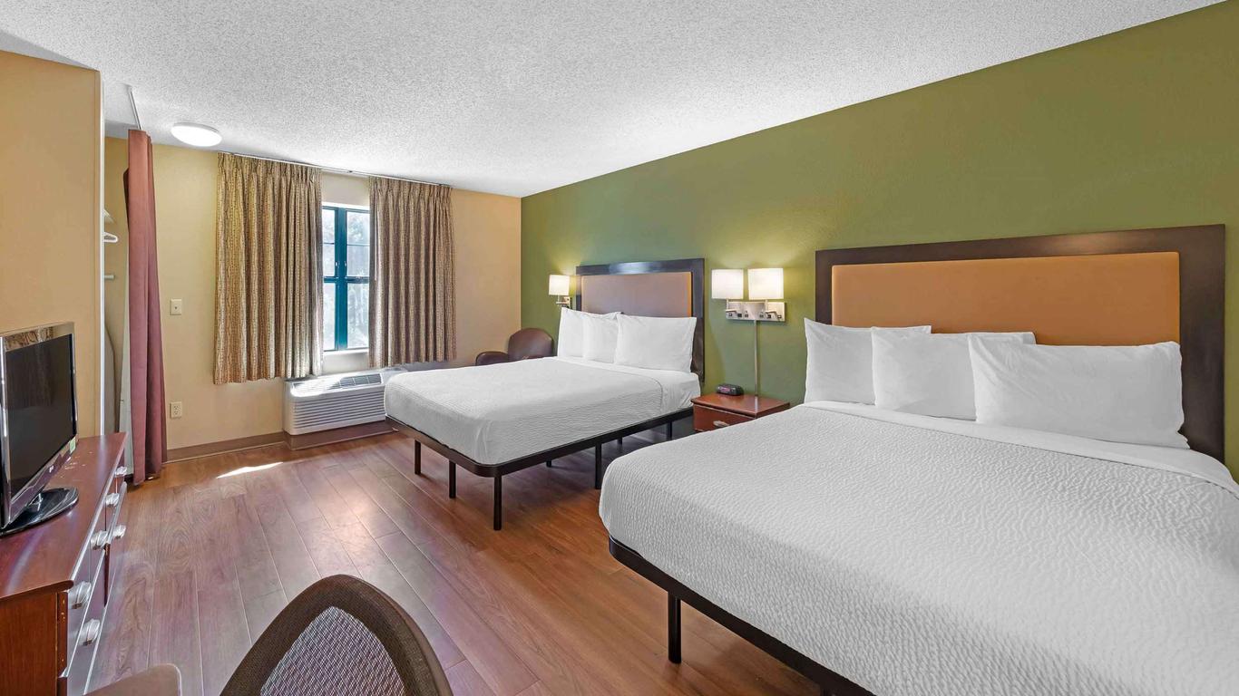 Extended Stay America Suites - Milwaukee - Wauwatosa