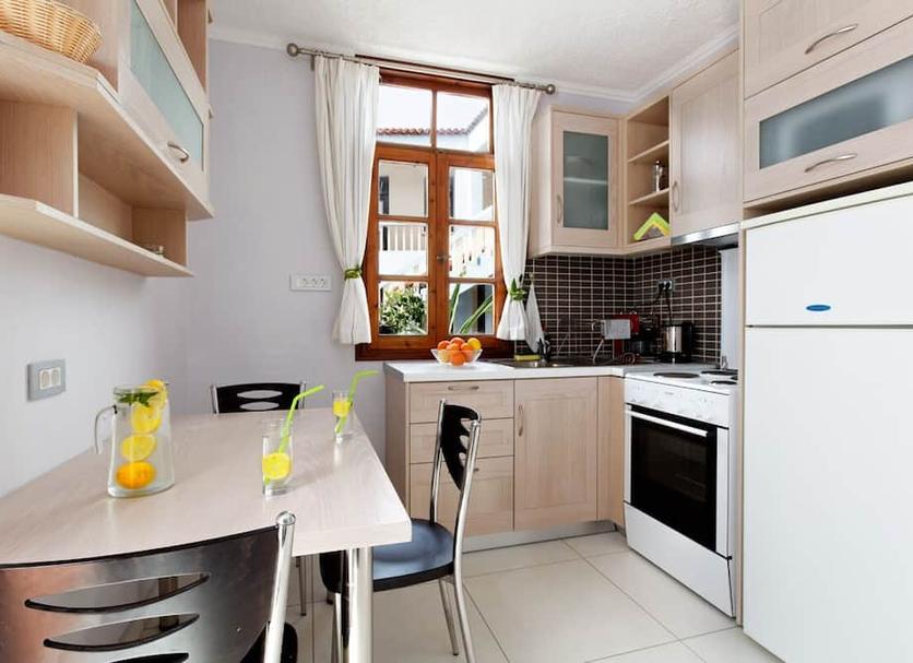 Kitchen Photo