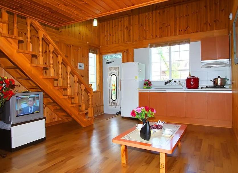 Kitchen Photo