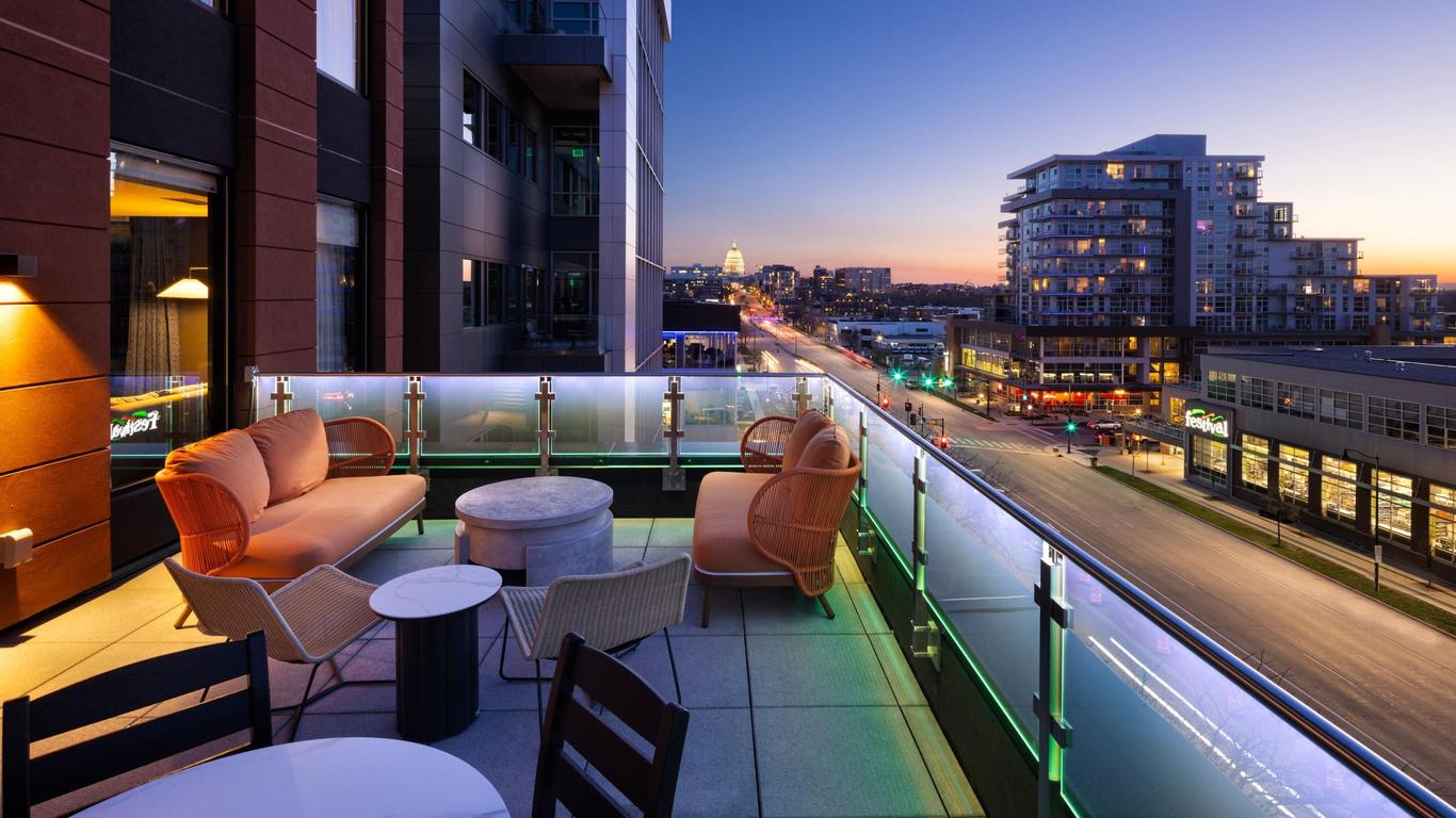 Moxy Madison Downtown