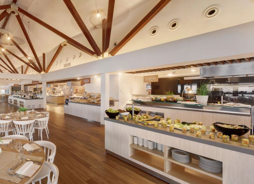 Buffet Photo