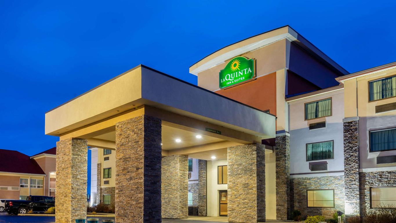 La Quinta Inn & Suites by Wyndham Batavia