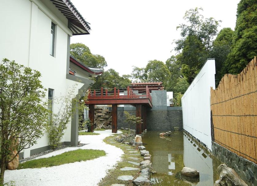Outdoors view Photo