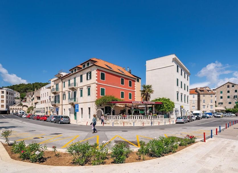 Galeria Valeria Seaside Downtown in Split, street view of boutique hotel buildings by the waterfront