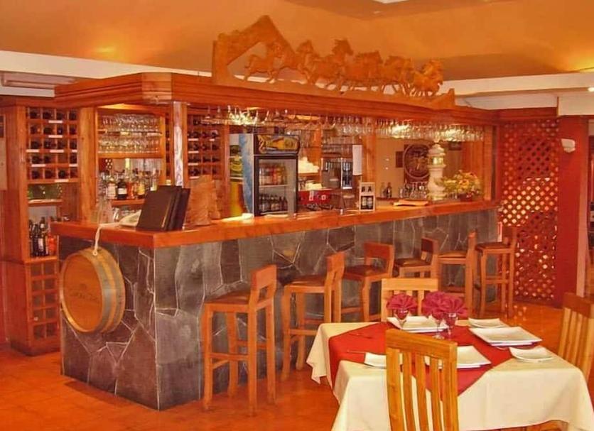 Bar Photo