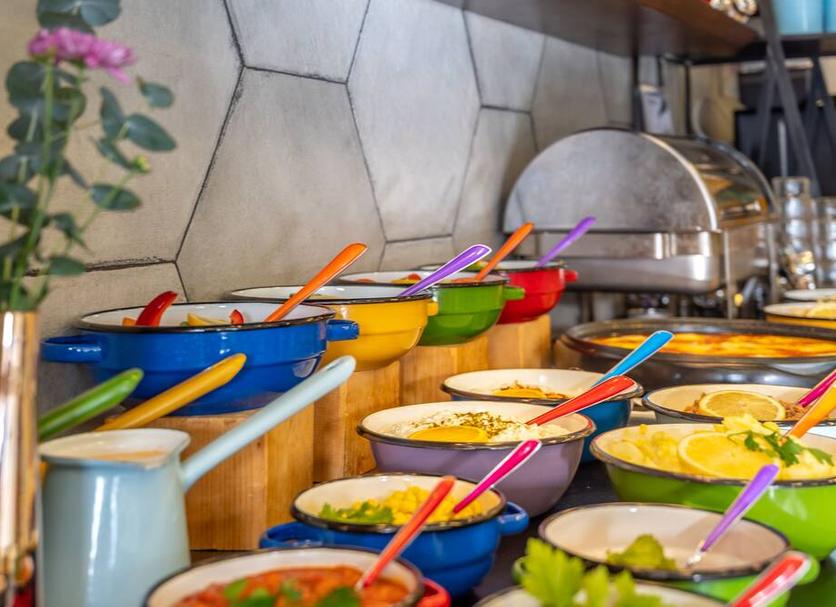 Buffet Photo