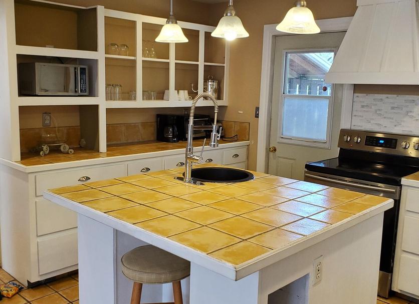 Kitchen Photo