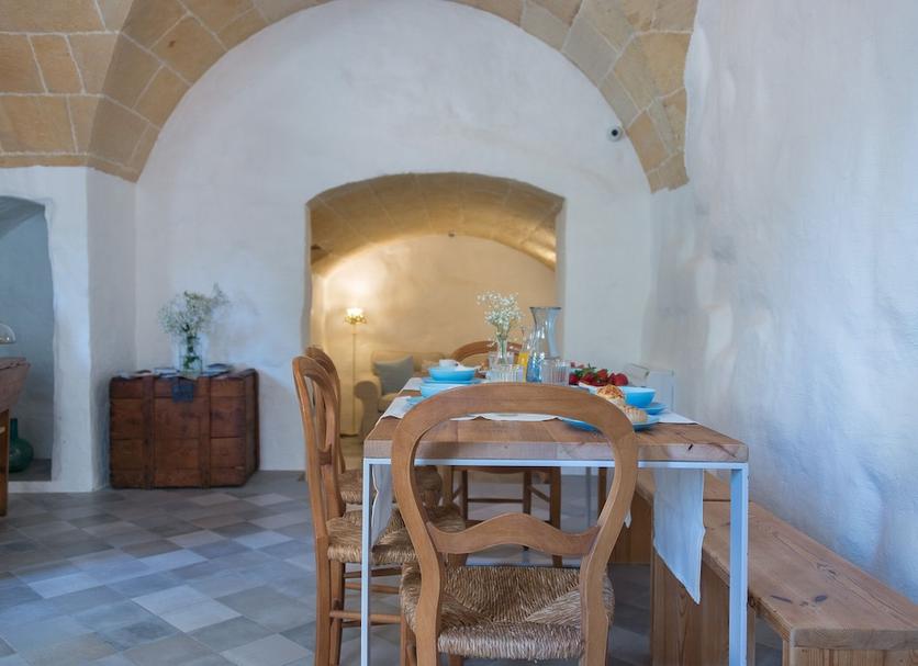 Dining room Photo