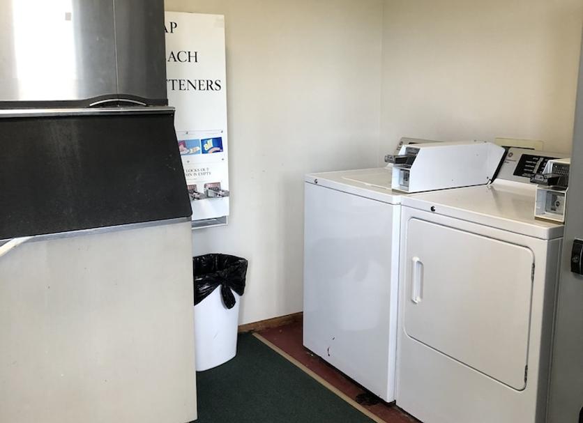 Laundry facility Photo
