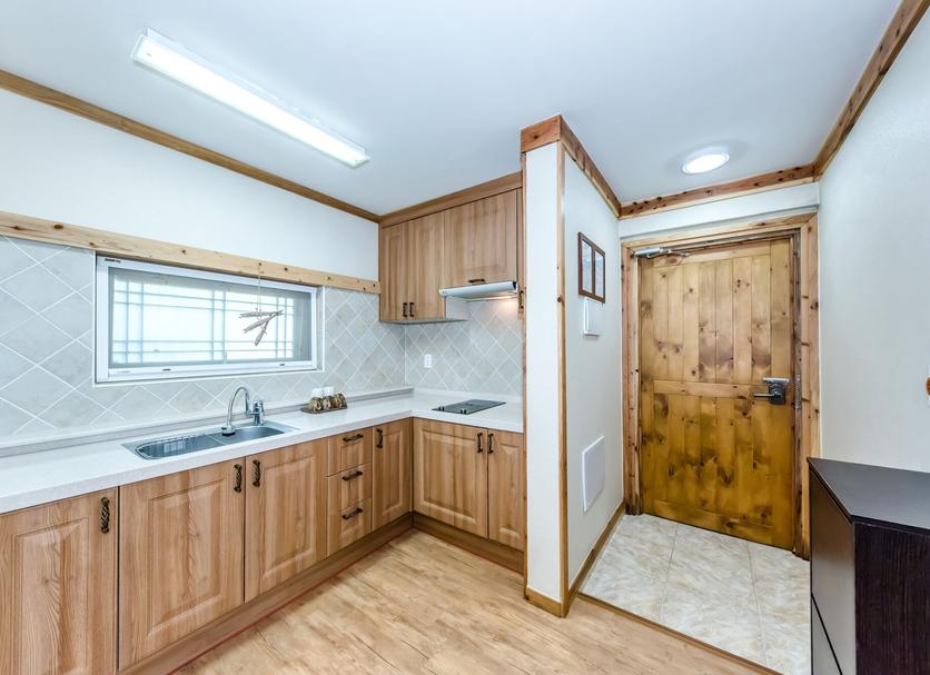 Kitchen Photo