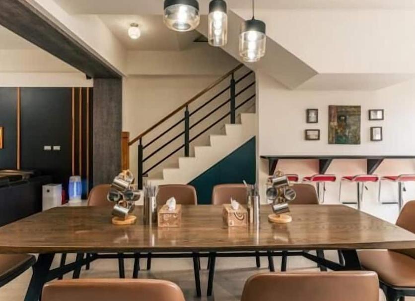 Dining room Photo