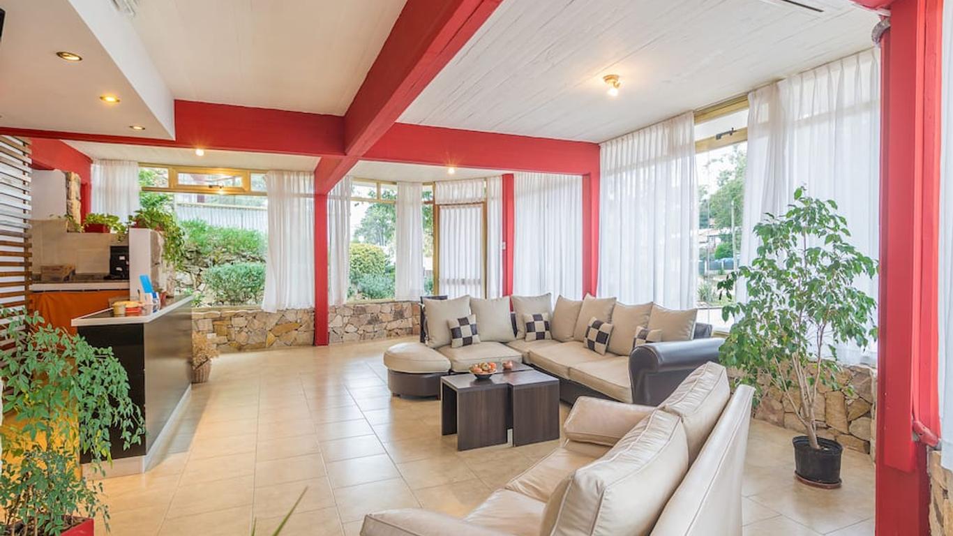 Hotel Piedras Doradas