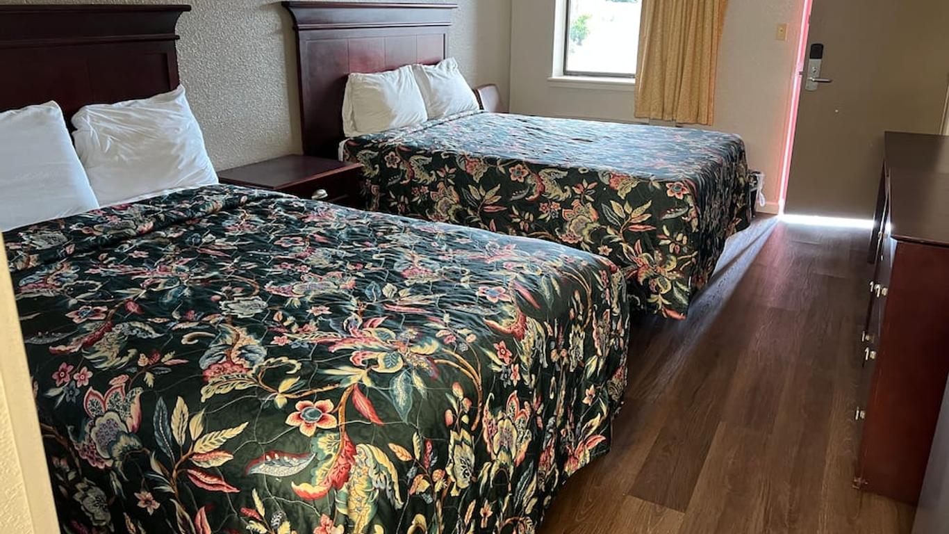 Budget Plaza Motel