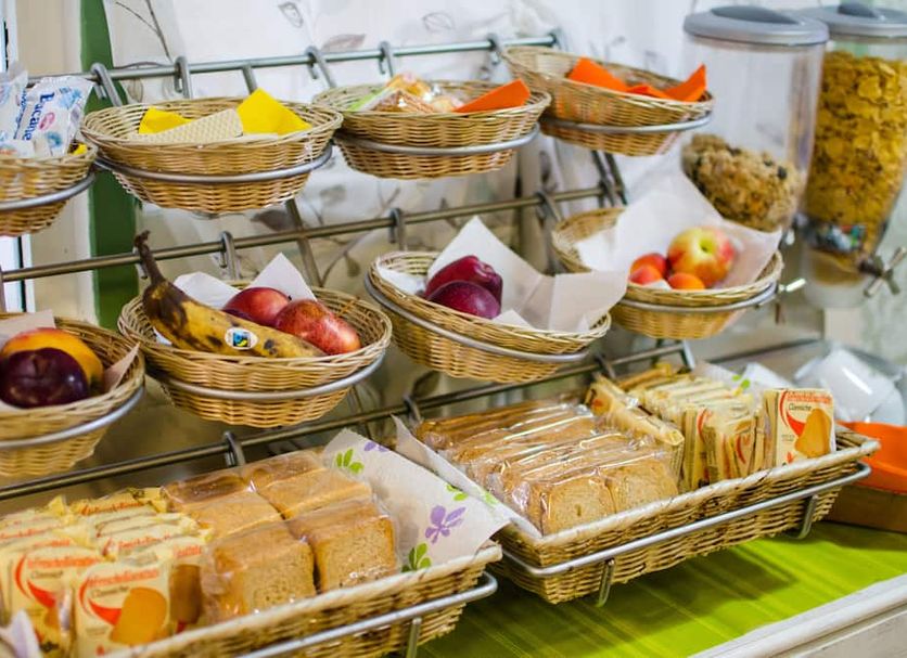 Buffet Photo
