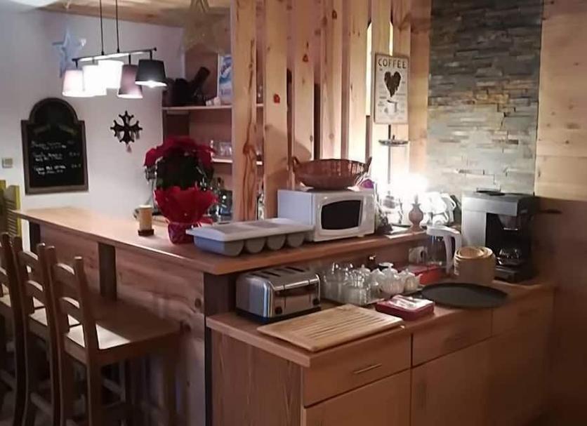 Kitchen Photo