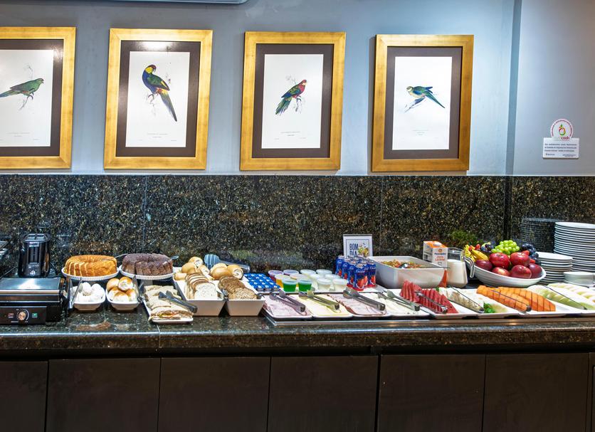 Buffet Photo