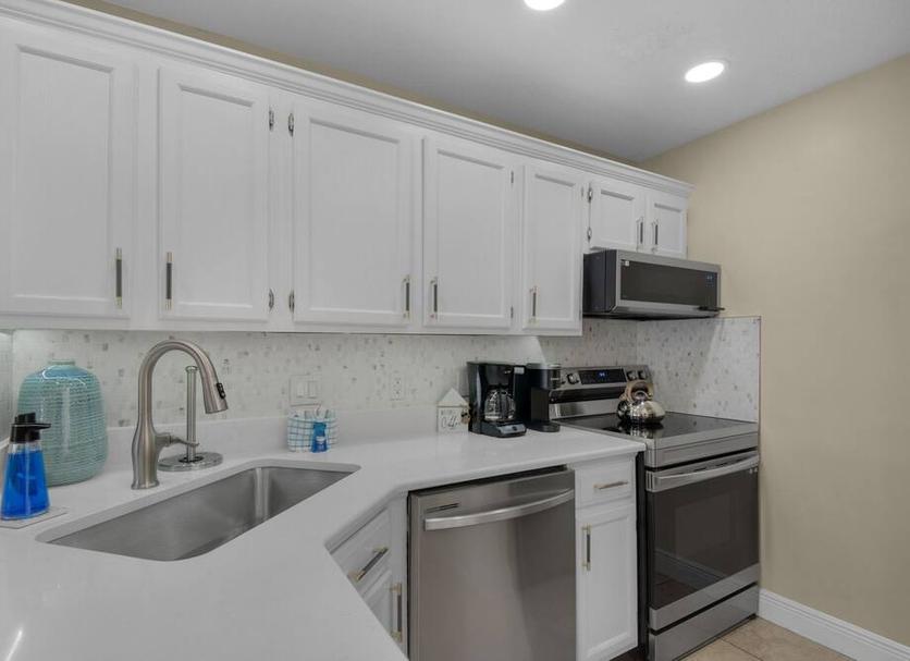 Kitchen Photo