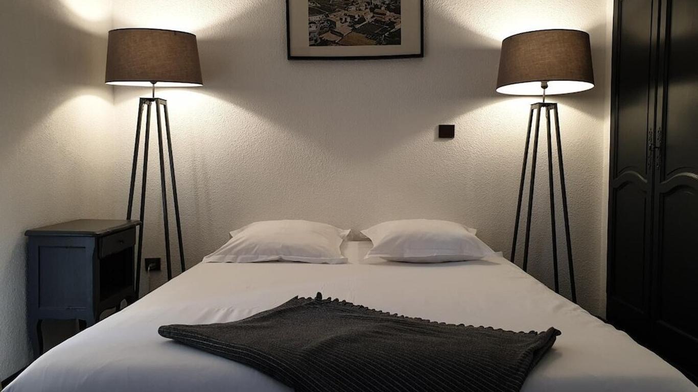 Le Relais Des Dix Crus - Logis Hôtel B&B