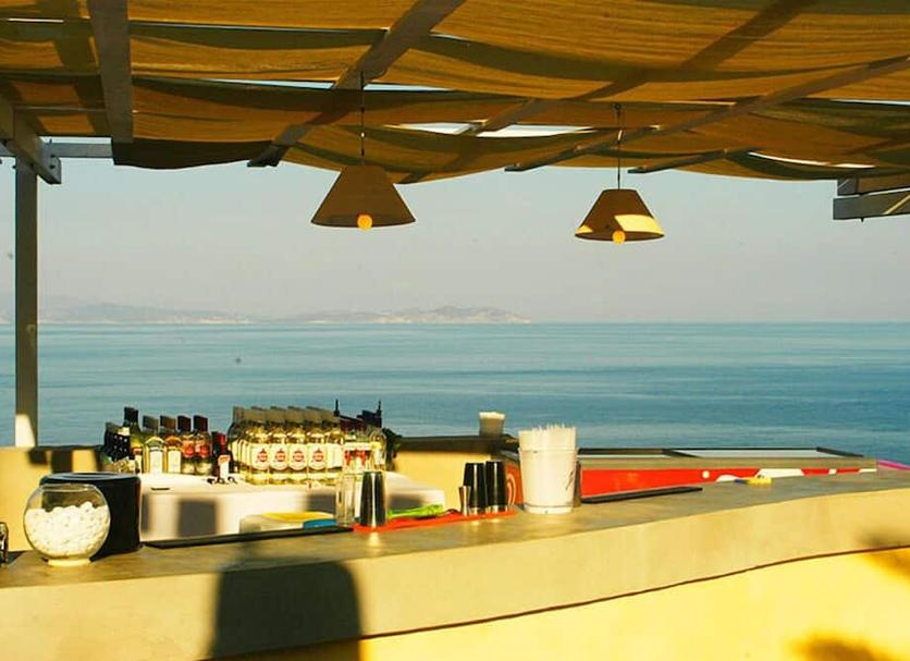 Bar Photo