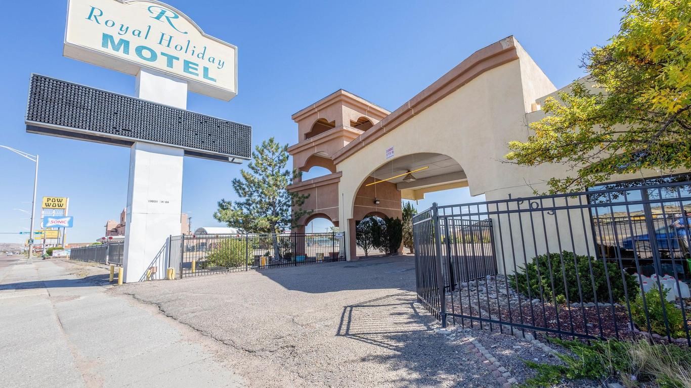 Royal Holiday Motel By Belvill