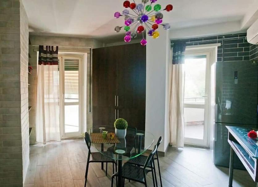 Dining room Photo