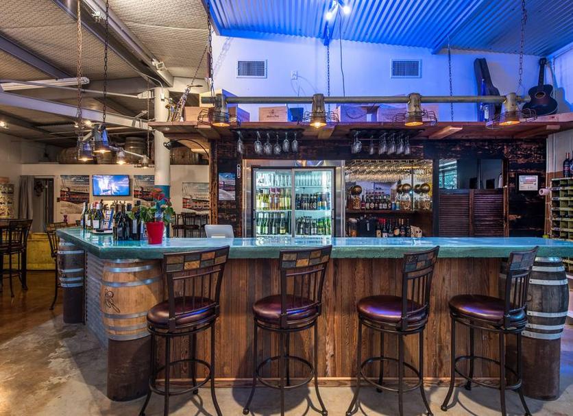 Bar Photo
