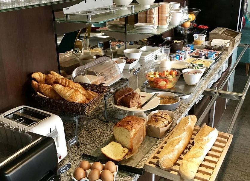 Buffet Photo