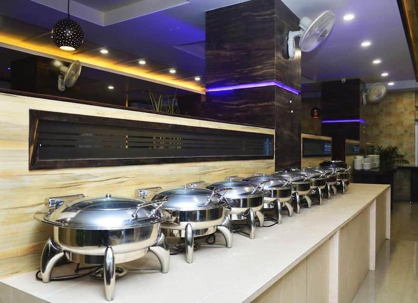 Buffet Photo