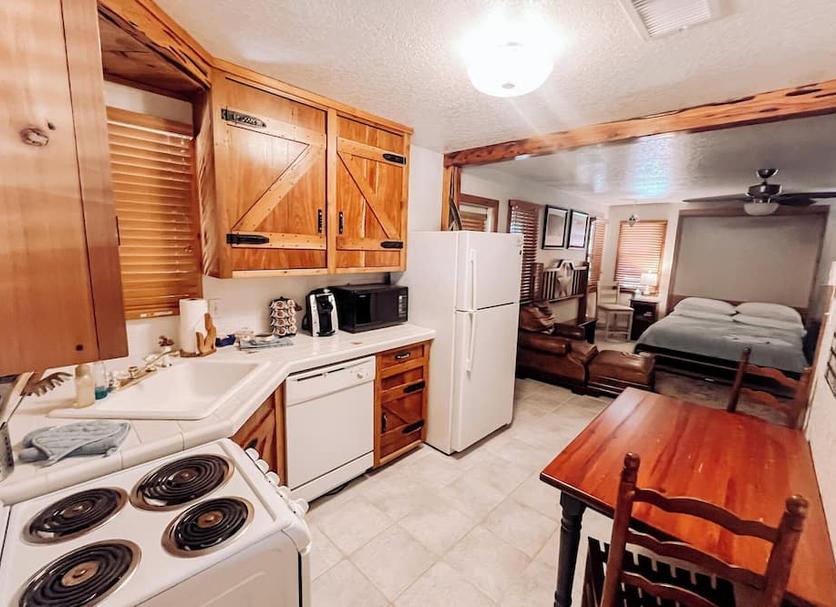 Kitchen Photo