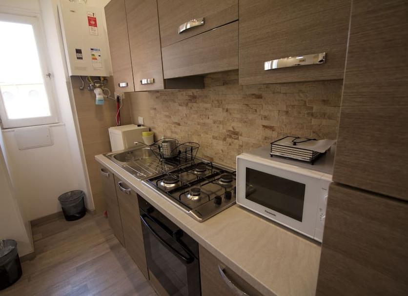 Kitchen Photo