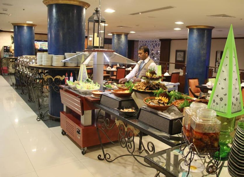 Buffet Photo