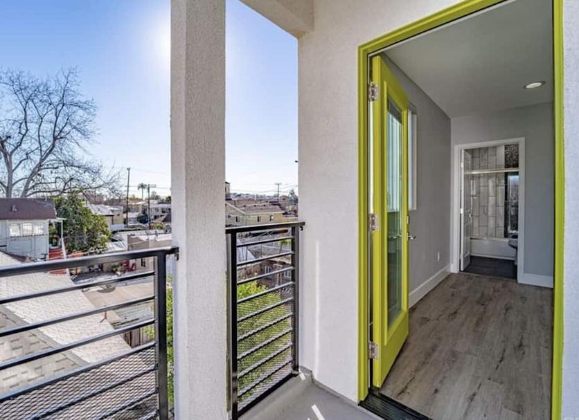 Balcony Photo