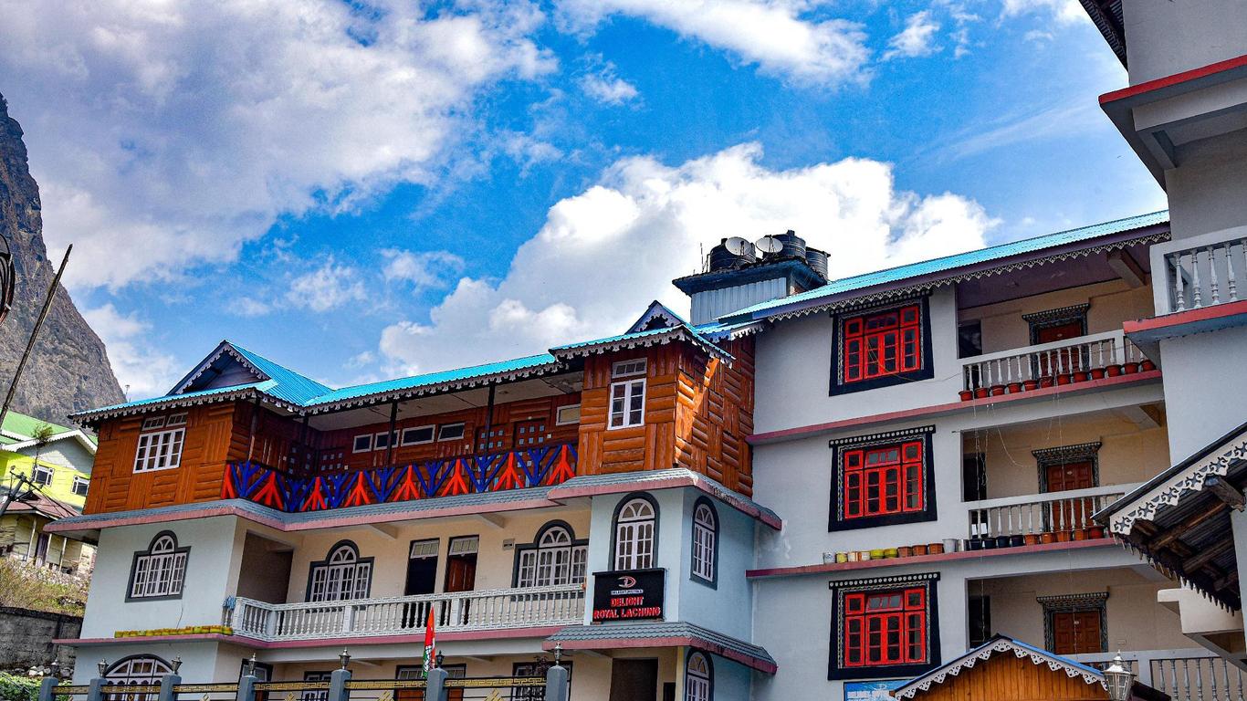 Rufina Royal Lachung