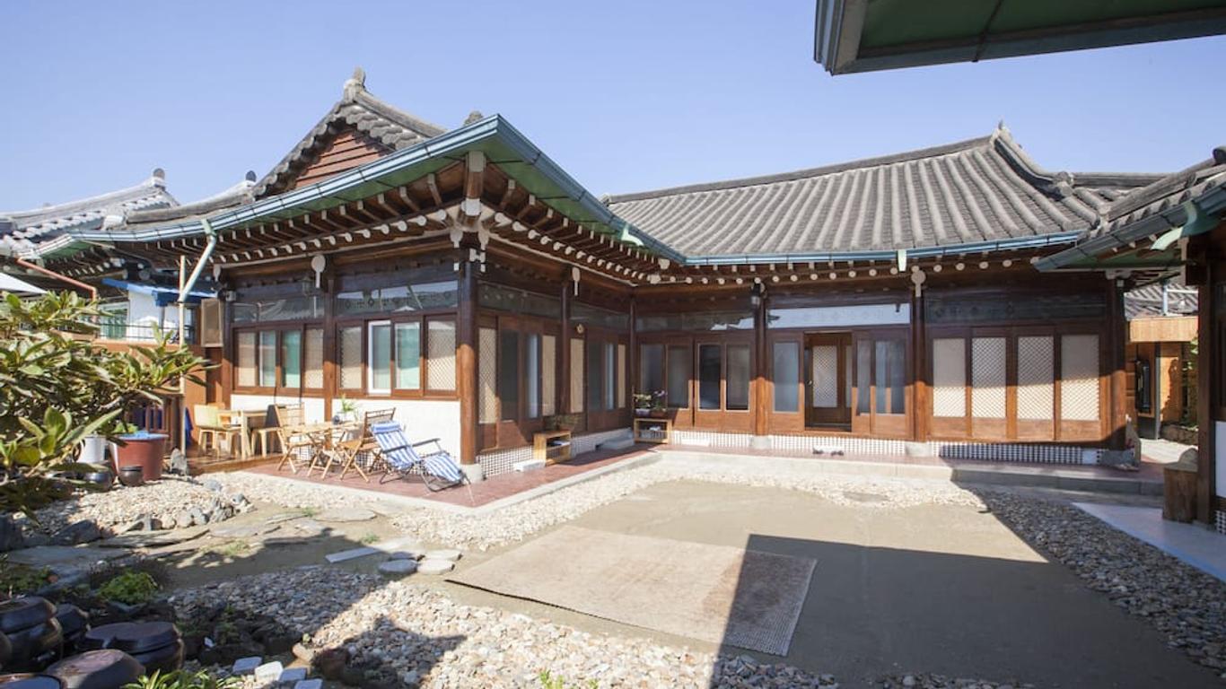 The Hanok