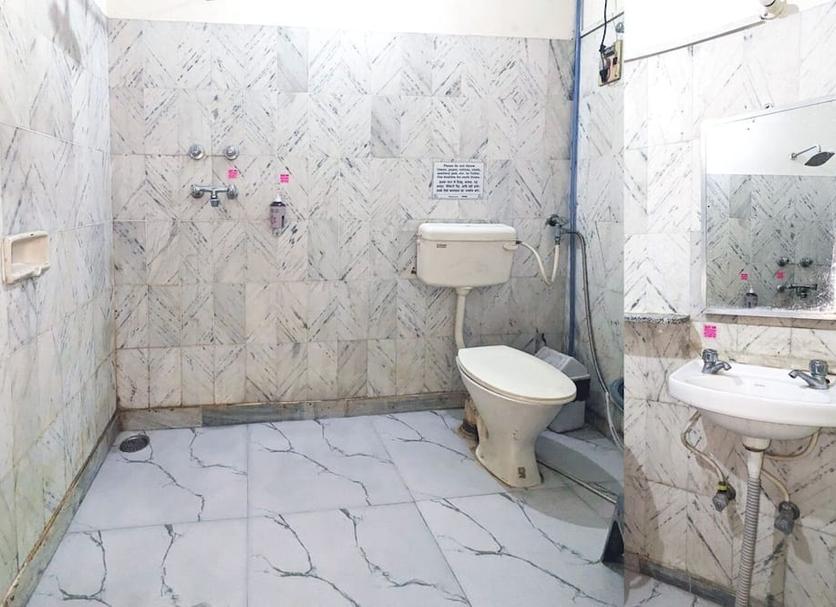 Bathroom Photo