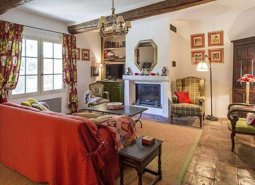 Living room Photo