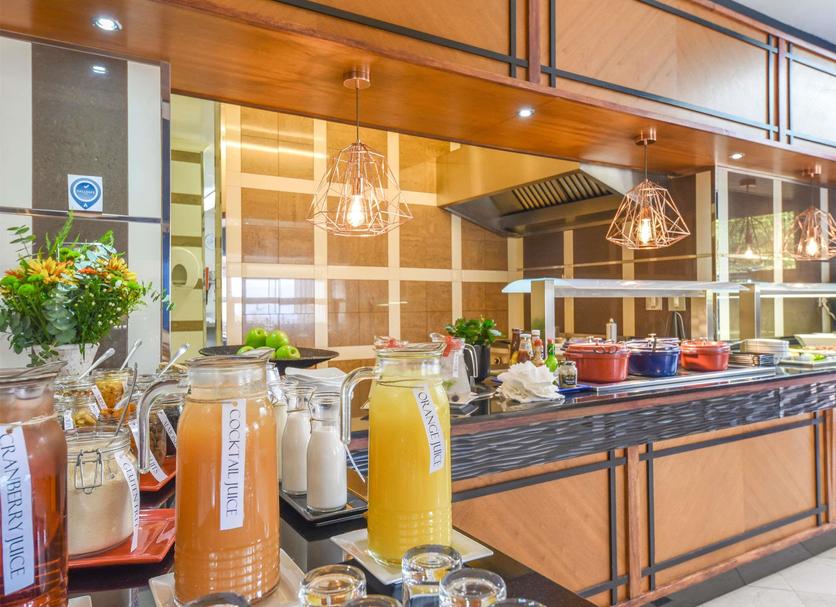 Buffet Photo