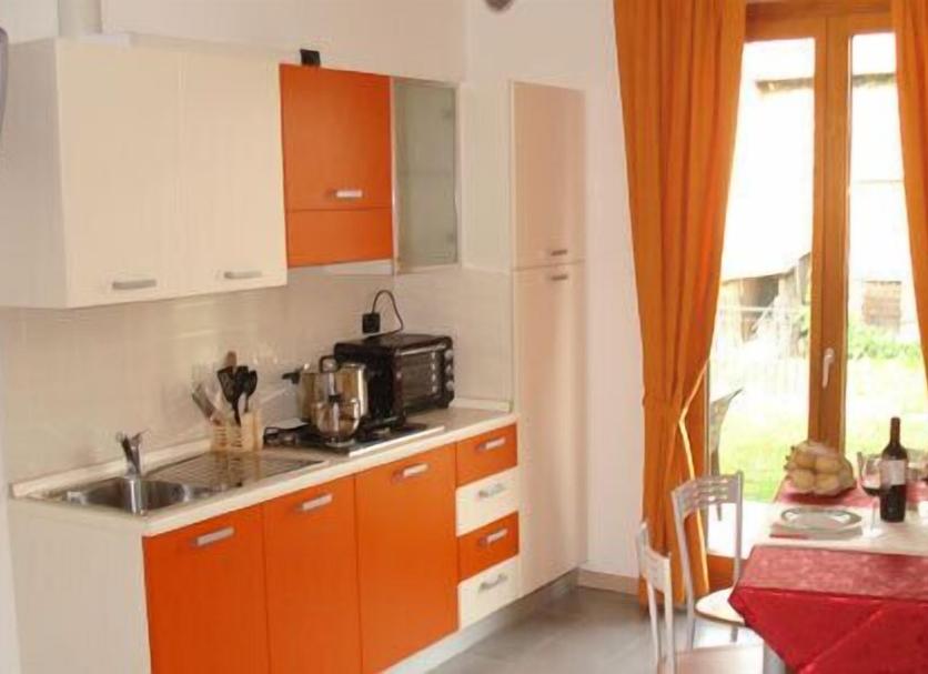 Kitchen Photo