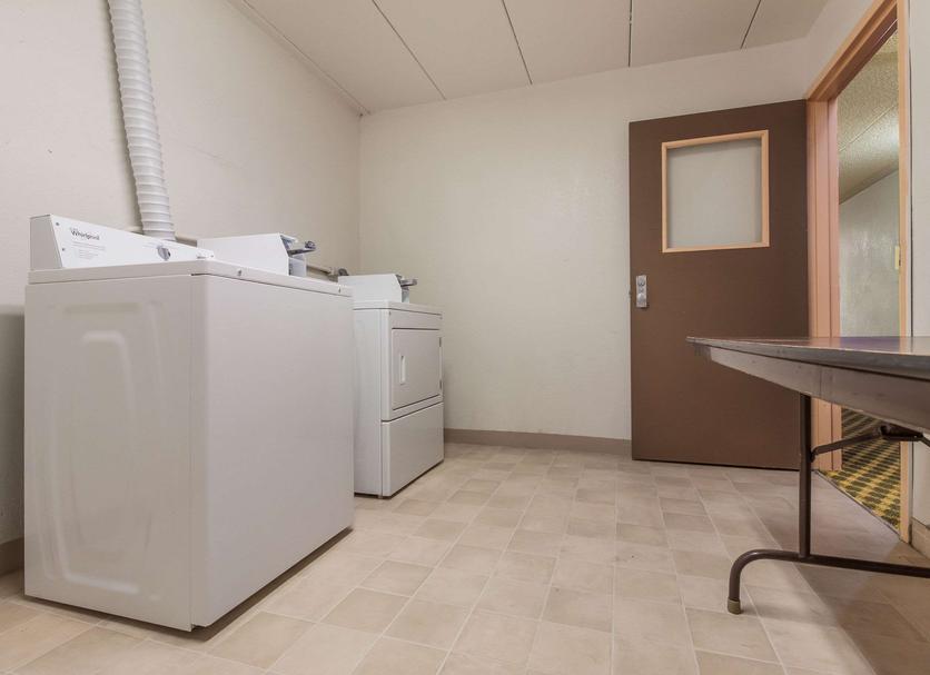 Laundry facility Photo