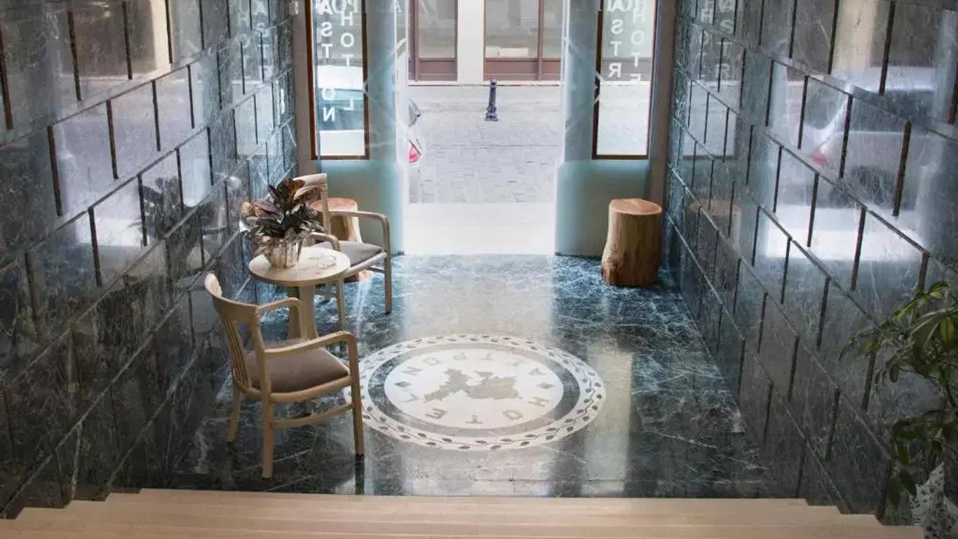 Hotel Astron