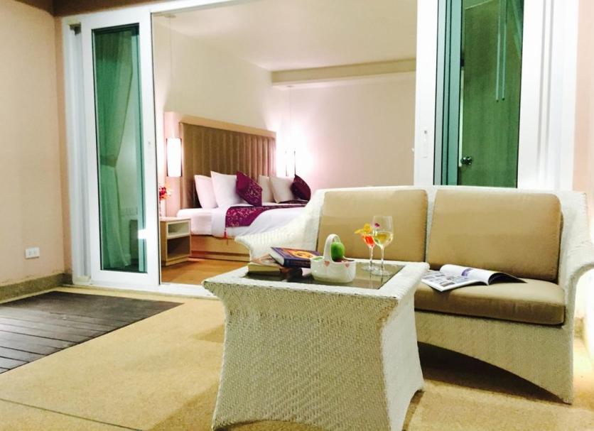 Living room Photo
